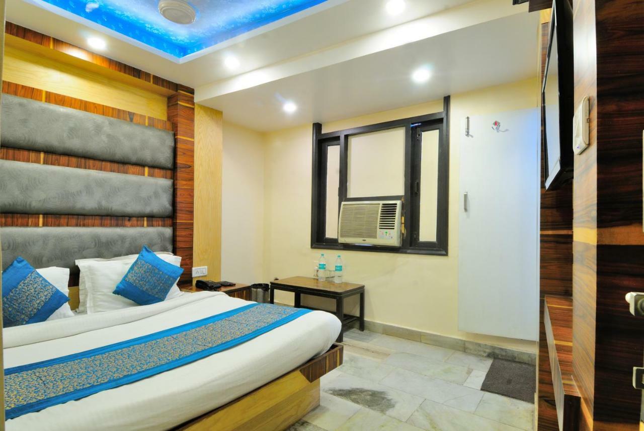 Hotel Lahorimal Deluxe New Delhi Eksteriør billede