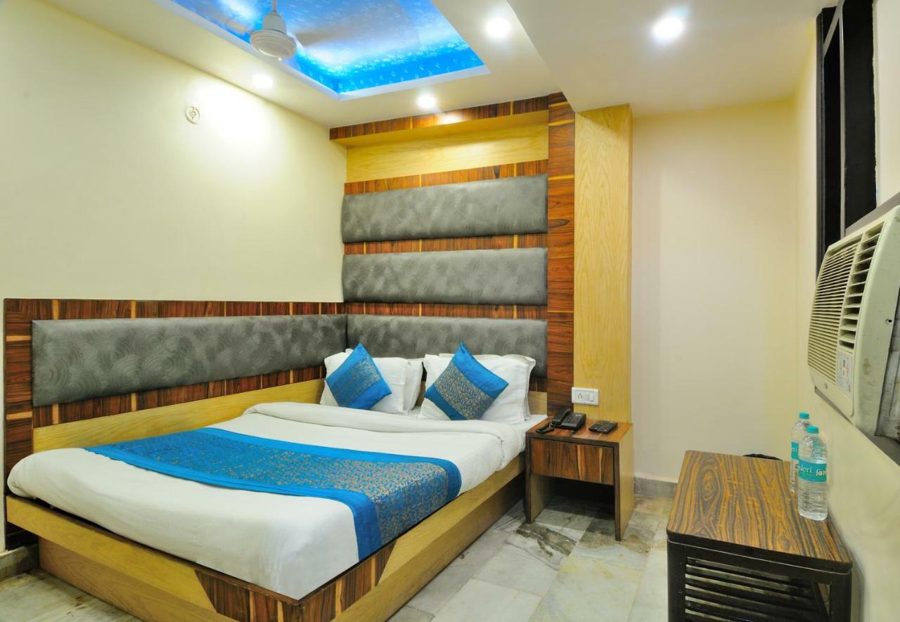 Hotel Lahorimal Deluxe New Delhi Eksteriør billede