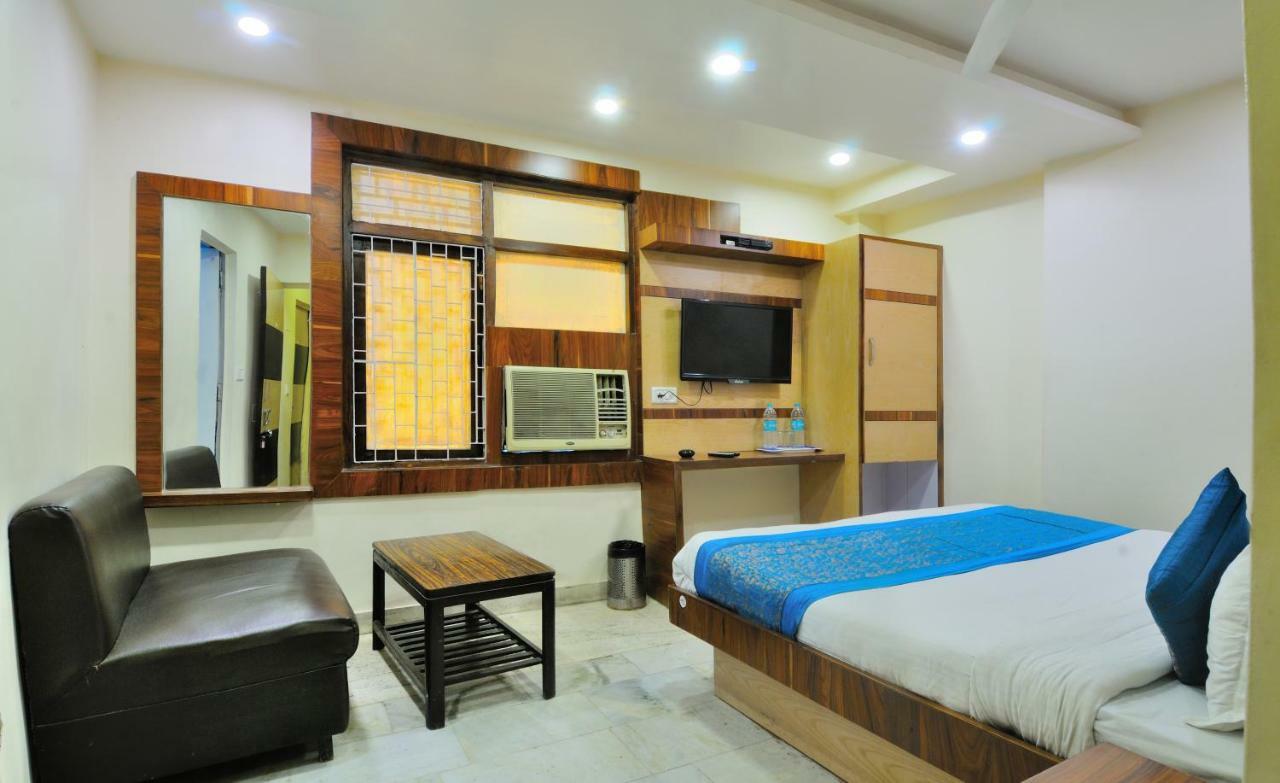 Hotel Lahorimal Deluxe New Delhi Eksteriør billede