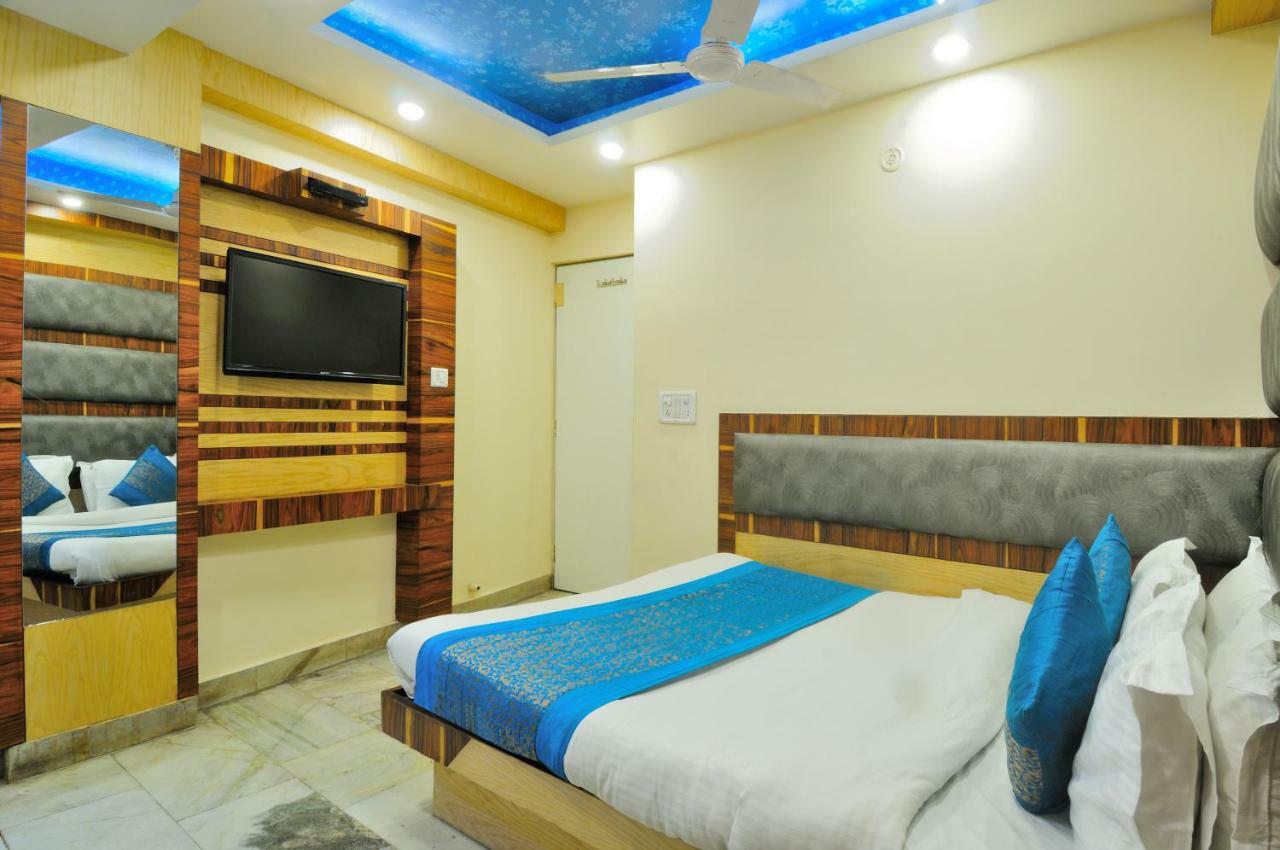 Hotel Lahorimal Deluxe New Delhi Eksteriør billede